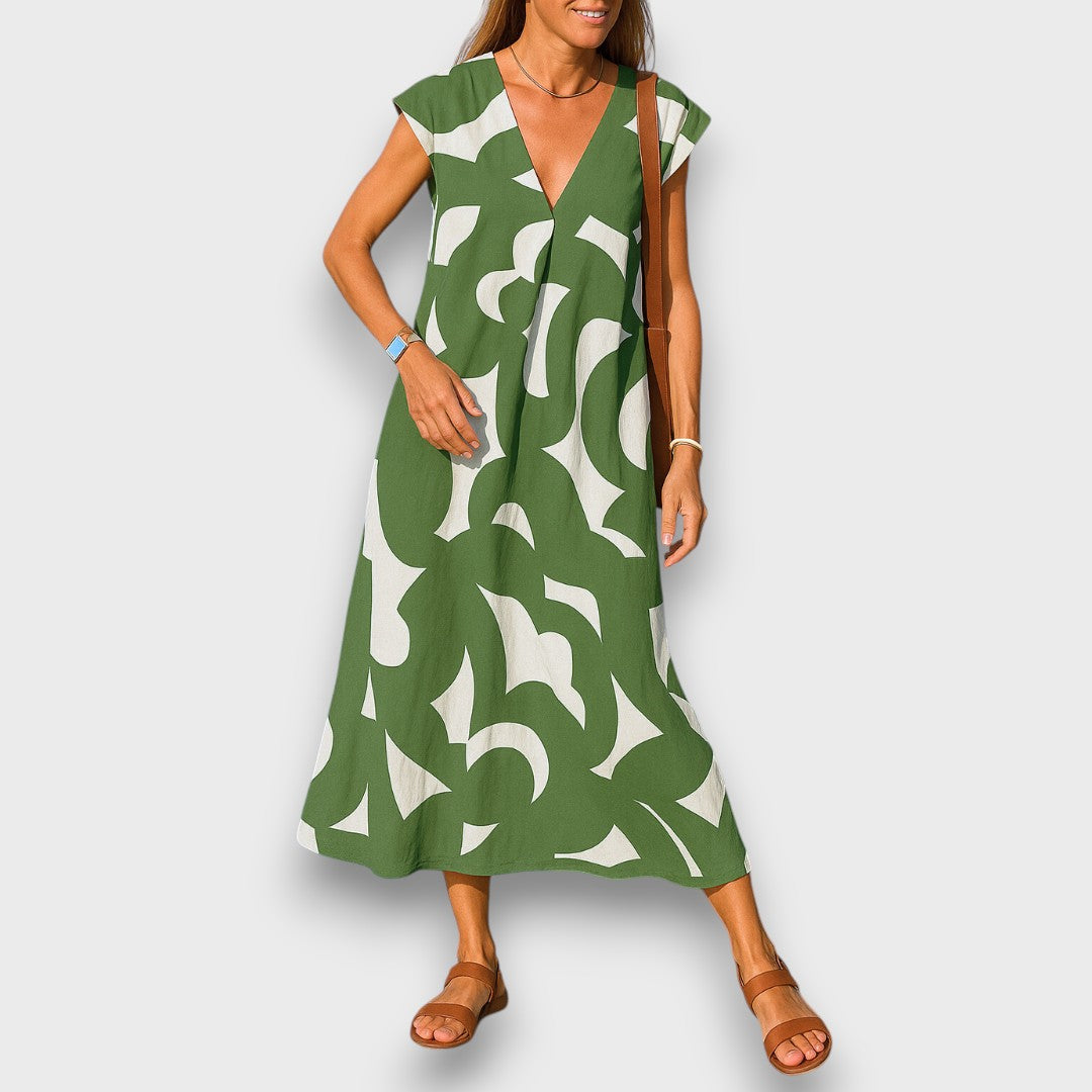 Avery – Lightweight Dress with V-Neckline