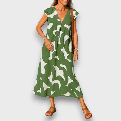 Avery – Lightweight Dress with V-Neckline
