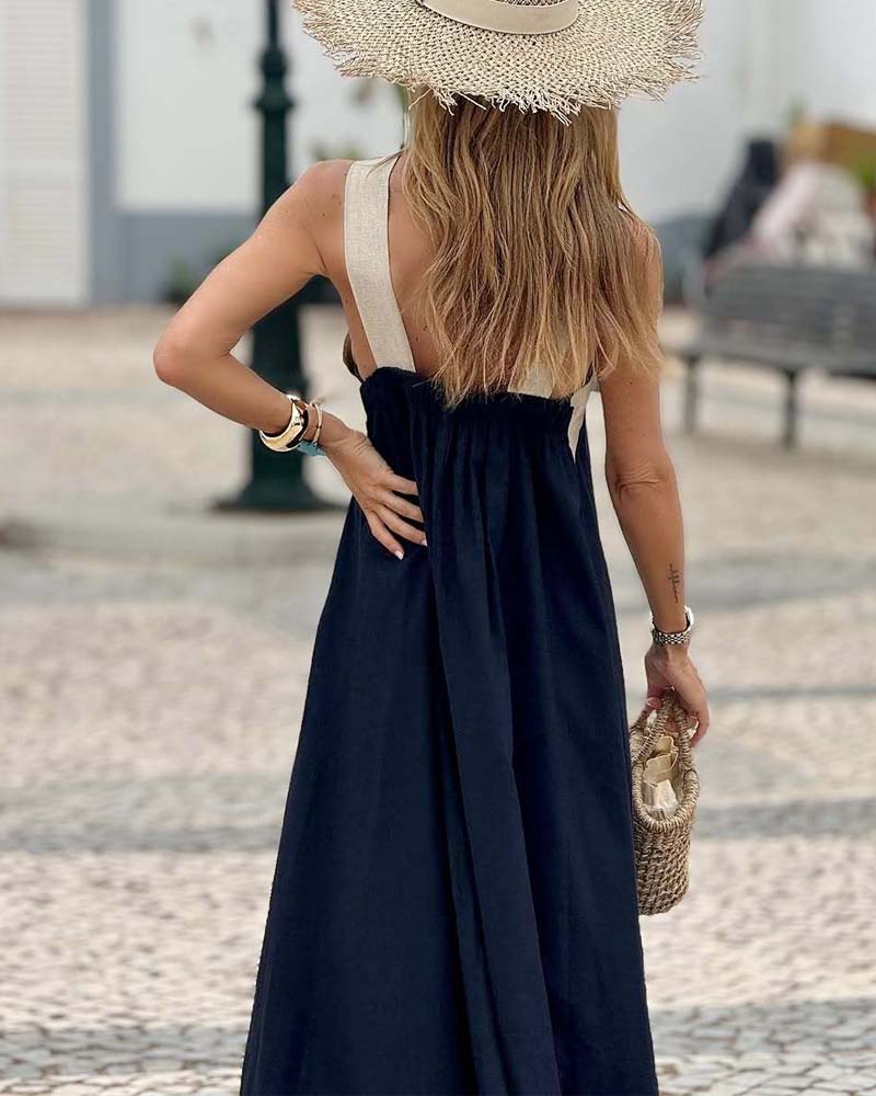 Anouk | Elegant Backless Dress with Stylish Crossed Neckline