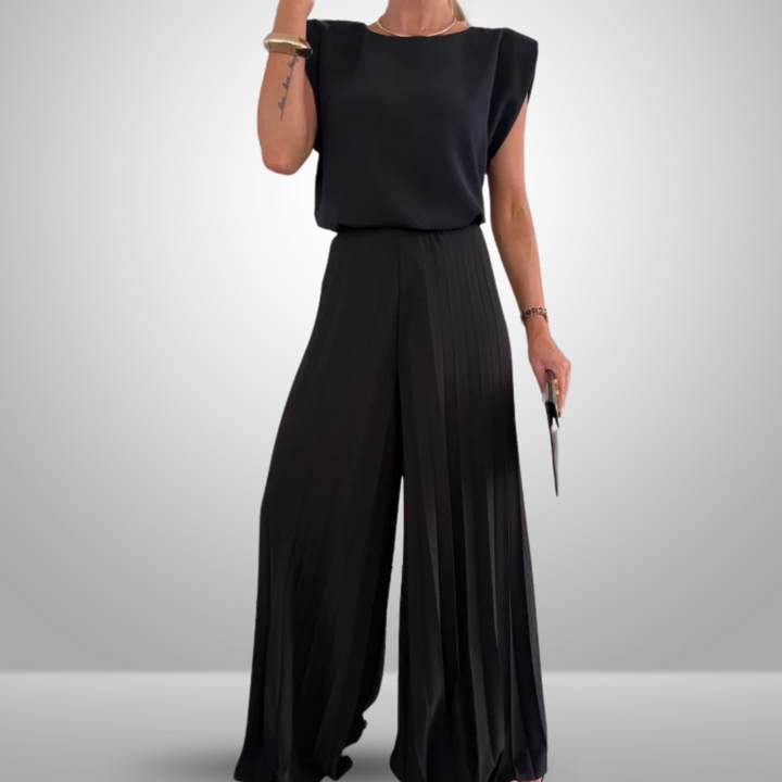 Loretta Elegant Two-Piece Set with a Flowing Cut