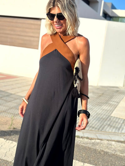 Anouk | Elegant Backless Dress with Stylish Crossed Neckline