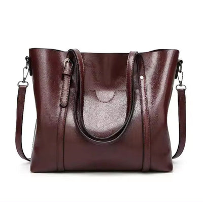 Clara | Sleek Leather Shoulder Bag