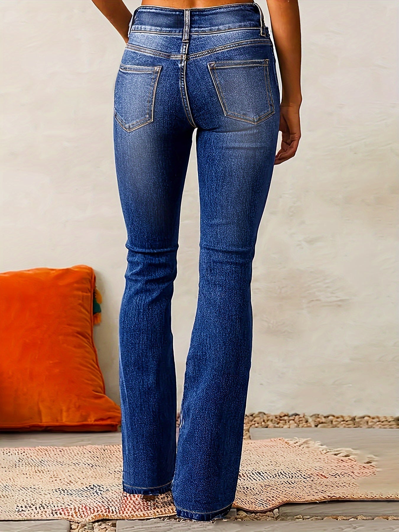 Dianne – Trendy High-Waisted Flared Jeans