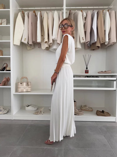 Loretta™ | Elegant Two-Piece Set with a Flowing Cut